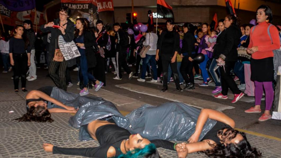 En-el-día-de-la-mujer,-artistas-intervendrán-en-Tribunales