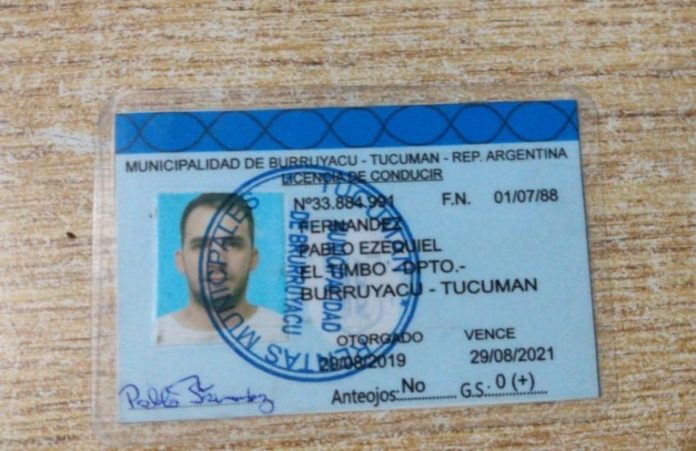 Mostró un carnet de manejo falso pero la policía lo reconoció y lo detuvo_5da3855ba9ceb.jpeg