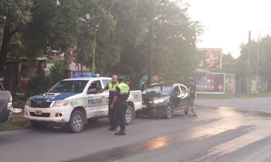 Un camionero falleció en el Easy de Yerba Buena_5e21b59049896.jpeg