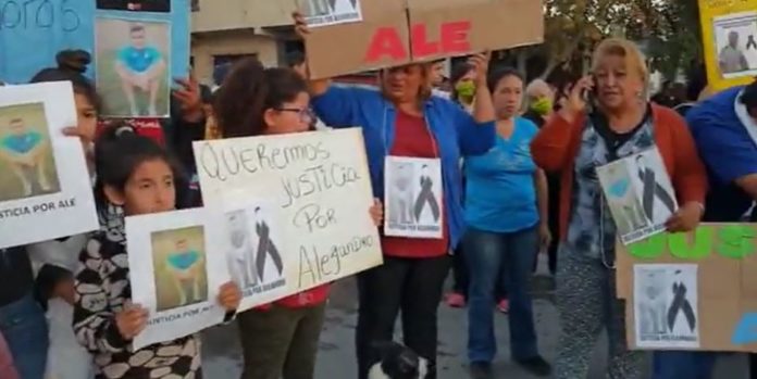 Crimen de Alejandro Sánchez: Familiares y amigos piden justicia_5ebfe9ac433c4.jpeg