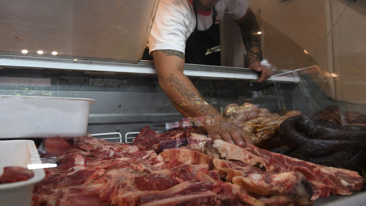 El consumo de carne vacuna cayó 13% en enero El consumo de carne vacuna cayó 13% en enero
