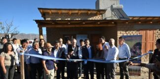 Jaldo entregó 24 viviendas en Amaicha del Valle