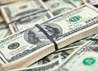 El BCRA eliminó restricción para sacar dinero de los cajeros en el exterior El BCRA eliminó restricción para sacar dinero de los cajeros en el exterior