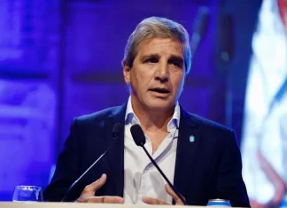 📊💬 Para Luis Caputo,»se vienen los mejores meses» 📈