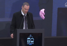Adorni reapareció y dio un discurso en la inauguración de una automotríz Adorni reapareció y dio un discurso en la inauguración de una automotríz