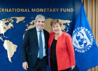 El FMI aprobó la revisión y destrabó el desembolso por US$1.000 millones El FMI aprobó la revisión y destrabó el desembolso por US$1.000 millones
