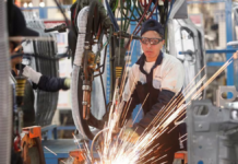 La producción industrial mostró números positivos en marzo La producción industrial mostró números positivos en marzo