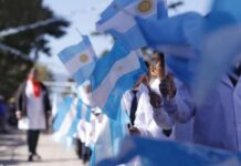 Tucumán se viste de celeste y blanco para celebrar el Día de la Bandera