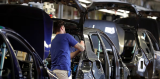 Volkswagen planea recortar hasta 100.000 puestos de trabajo en todo el mundo Volkswagen planea recortar hasta 100.000 puestos de trabajo en todo el mundo