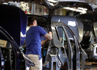 Volkswagen planea recortar hasta 100.000 puestos de trabajo en todo el mundo Volkswagen planea recortar hasta 100.000 puestos de trabajo en todo el mundo