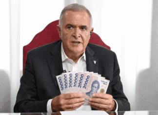¿Por qué el Gobierno mejoró el aumento salarial acordado con los gremios estatales?