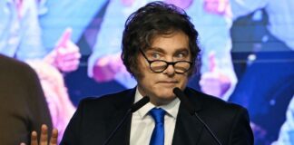 Minuto a minuto. Javier Milei y sus medidas: la explicación de Adorni y las repercusiones en la oposición