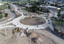 Jaldo supervisó la nueva rotonda de Alberdi e inauguró pavimento e iluminación