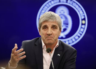 Caputo brindará una conferencia de prensa anunciando medidas económicas Caputo brindará una conferencia de prensa anunciando medidas económicas