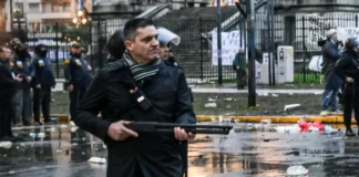 Pagano denunció a Monteoliva