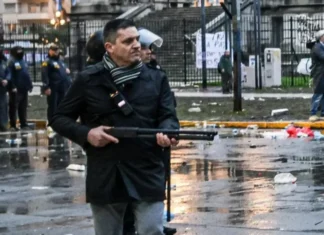 Pagano denunció a Monteoliva