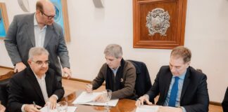 Luis Caputo gana terreno en la negociación con los gobernadores y apela a la gestión de la billetera