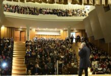 Jaldo destacó la labor de docentes tucumanos y subrayó la educación como prioridad estatal.