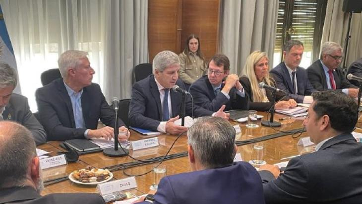 Abad asistió a la reunión del Consejo Federal de Responsabilidad Abad asistió a la reunión del Consejo Federal de Responsabilidad Fiscal.