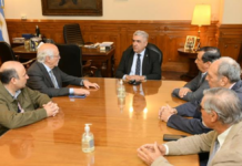 Abad se reunió con la nueva directiva de la Federación Económica de Tucumán. Abad se reunió con la nueva directiva de la Federación Económica de Tucumán.