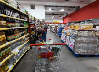 Adquisición de productos esenciales por parte de la población Adquisición de productos esenciales por parte de la población