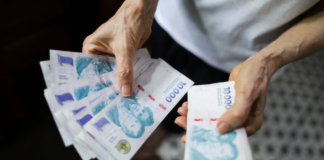 El 60% de los argentinos contrajeron deudas en los últimos seis meses. El 60% de los argentinos contrajeron deudas en los últimos seis meses.