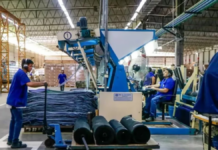 La producción industrial aumentó un 0,3% en agosto, interrumpiendo la tendencia a la baja. La producción industrial aumentó un 0,3% en agosto, interrumpiendo la tendencia a la baja.