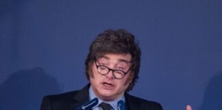El Gobierno discute medidas para la reactivación económica mientras Milei mantiene su postura firme